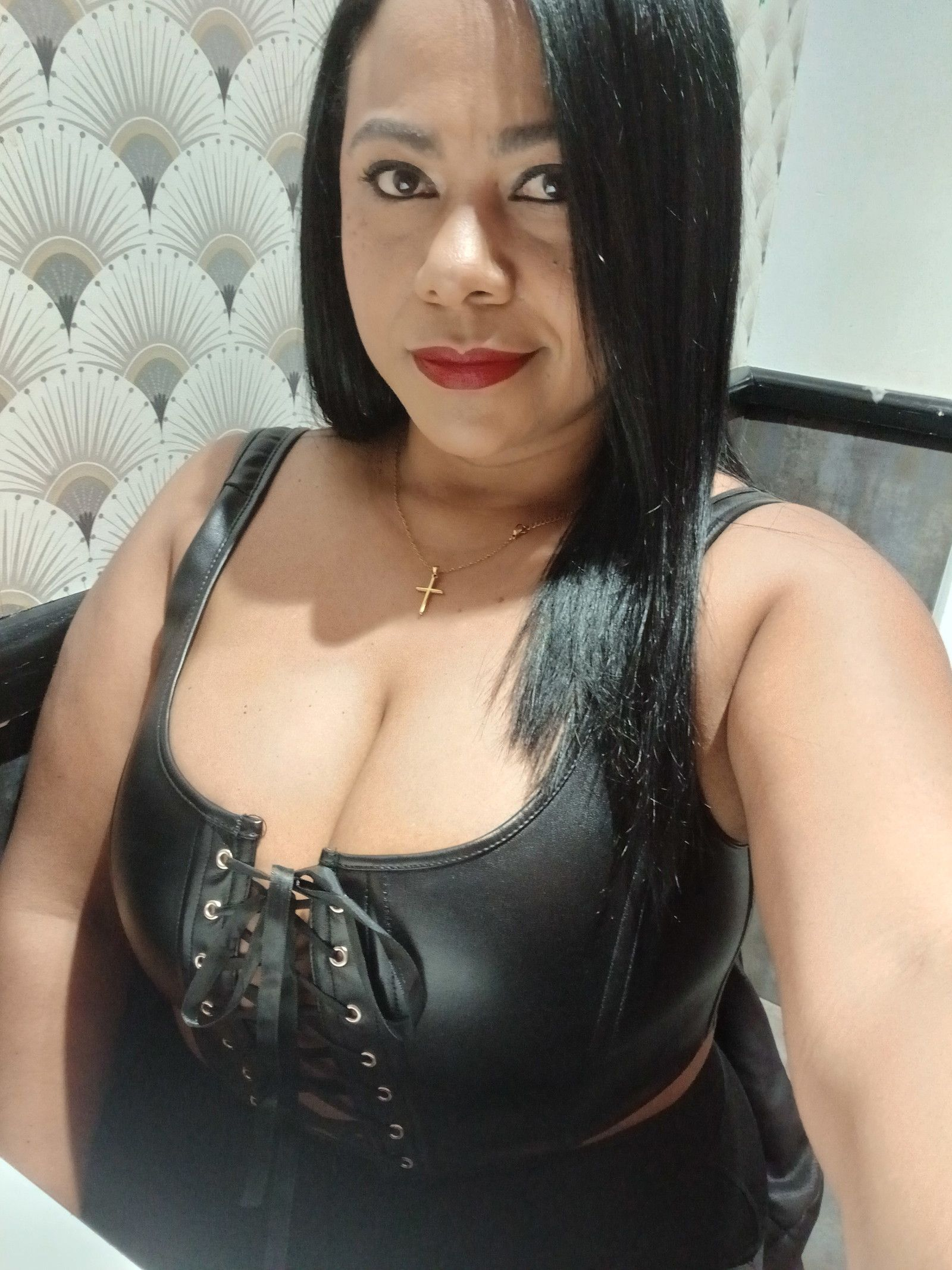 602429566 | ANYELA | Chica