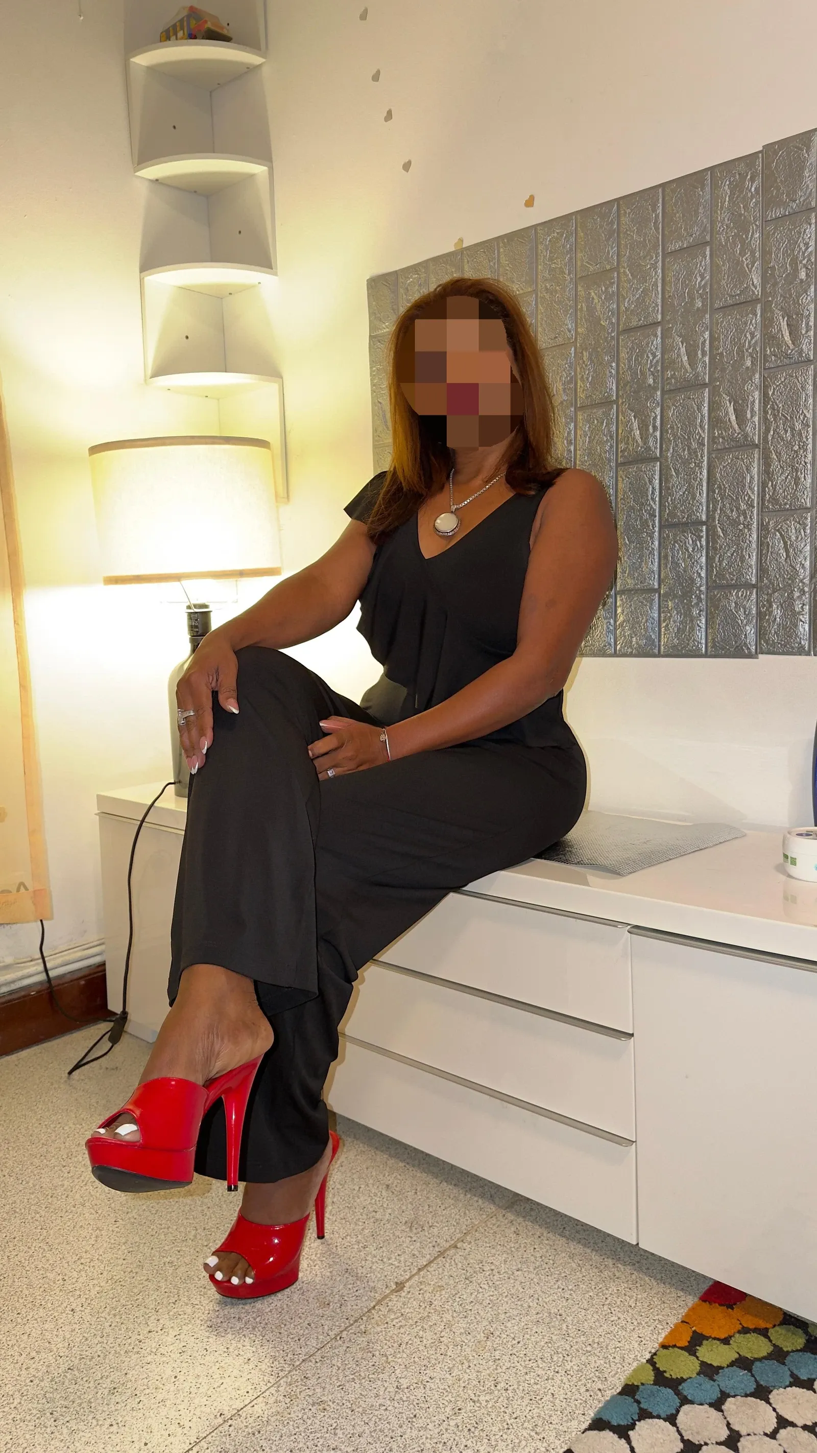 632377961 | JOHANNA | Chica