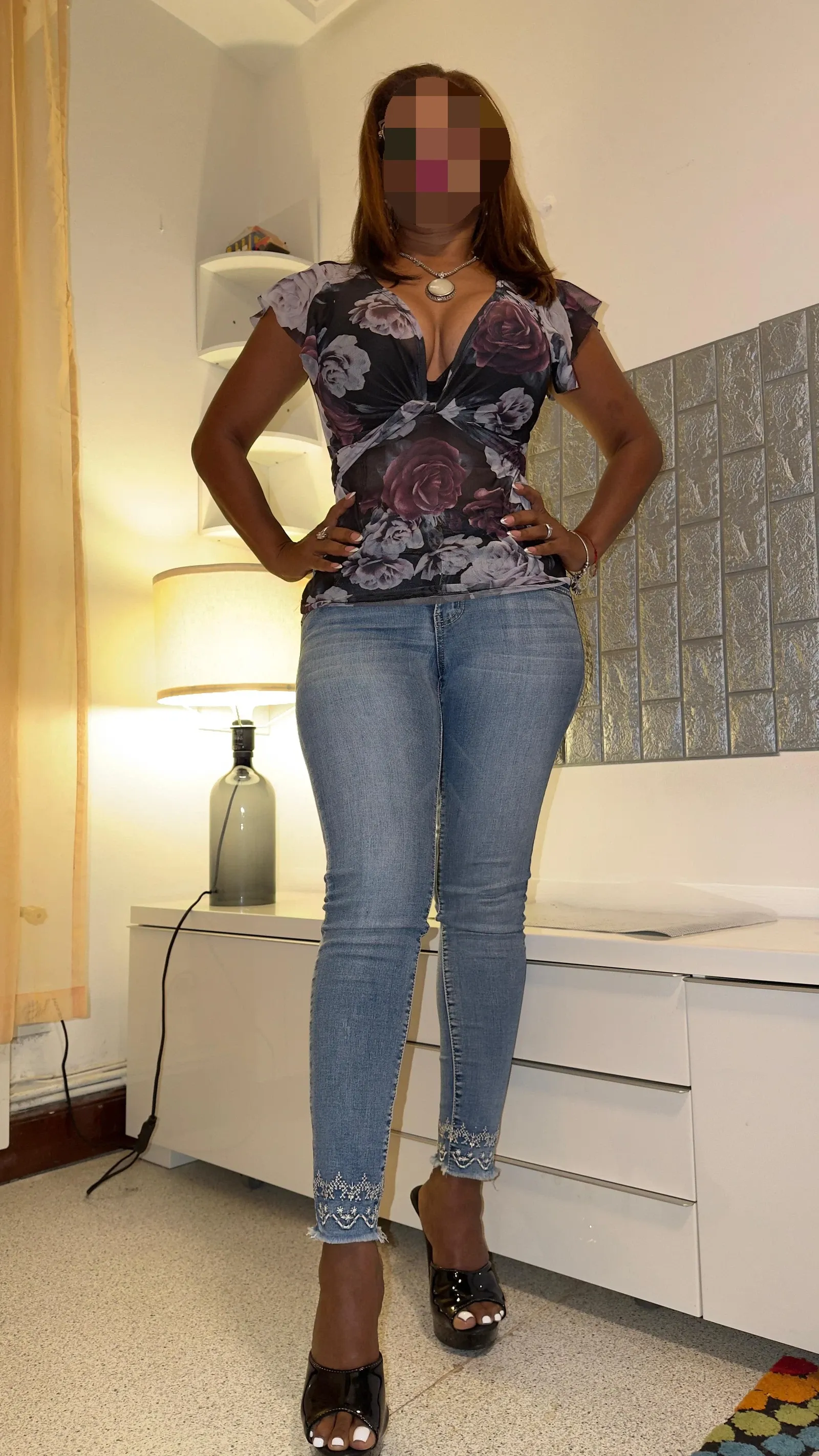 632377961 | JOHANNA | Chica