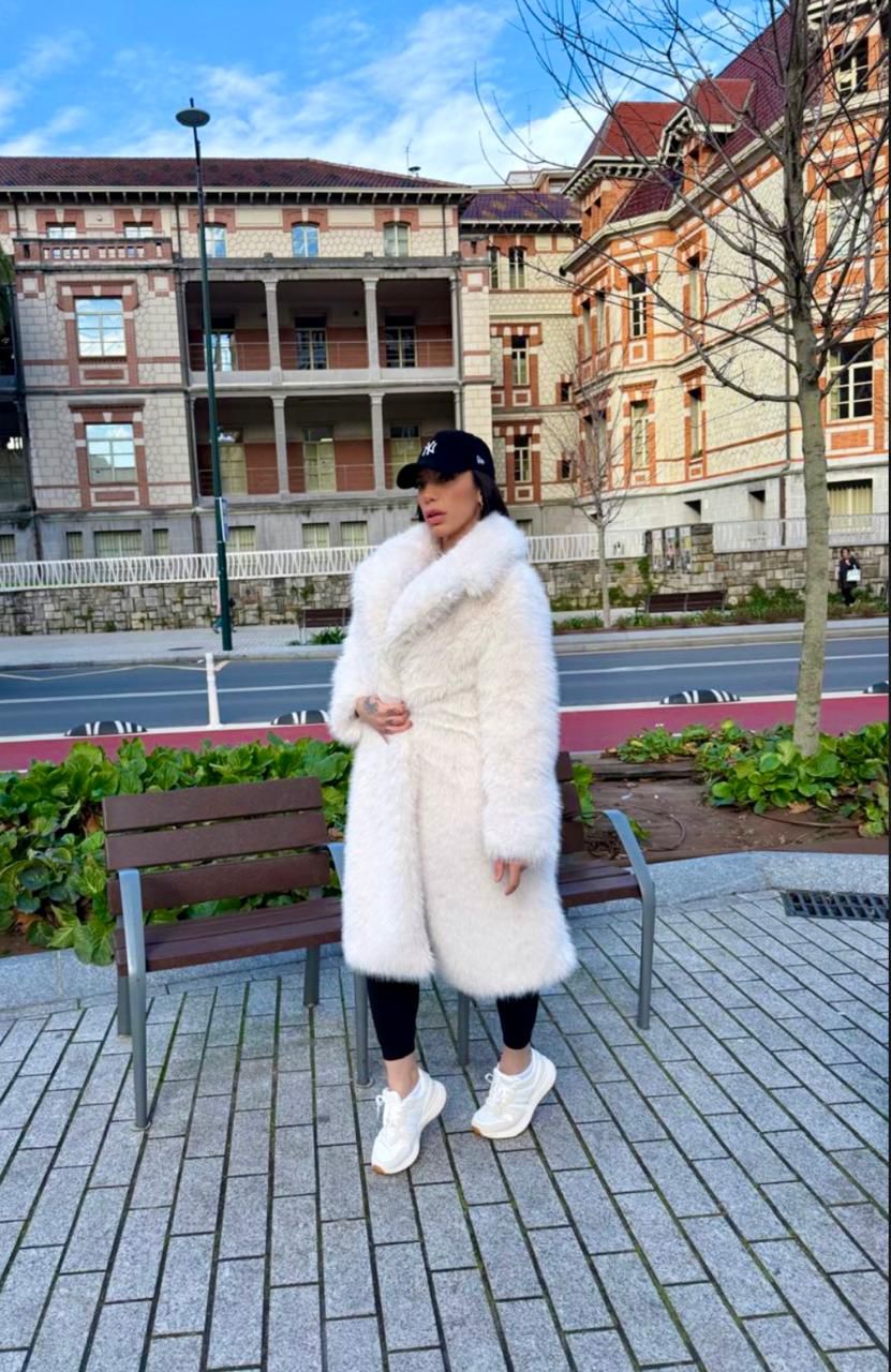 642977404 | CRISTINA | Chica