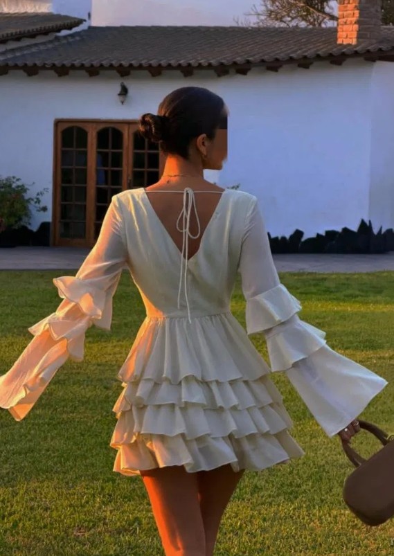 632593134 | LUA | Chica