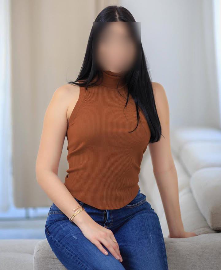 604153854 | EVA | Chica