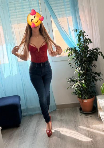 612419059 | SAMIRA | Chica