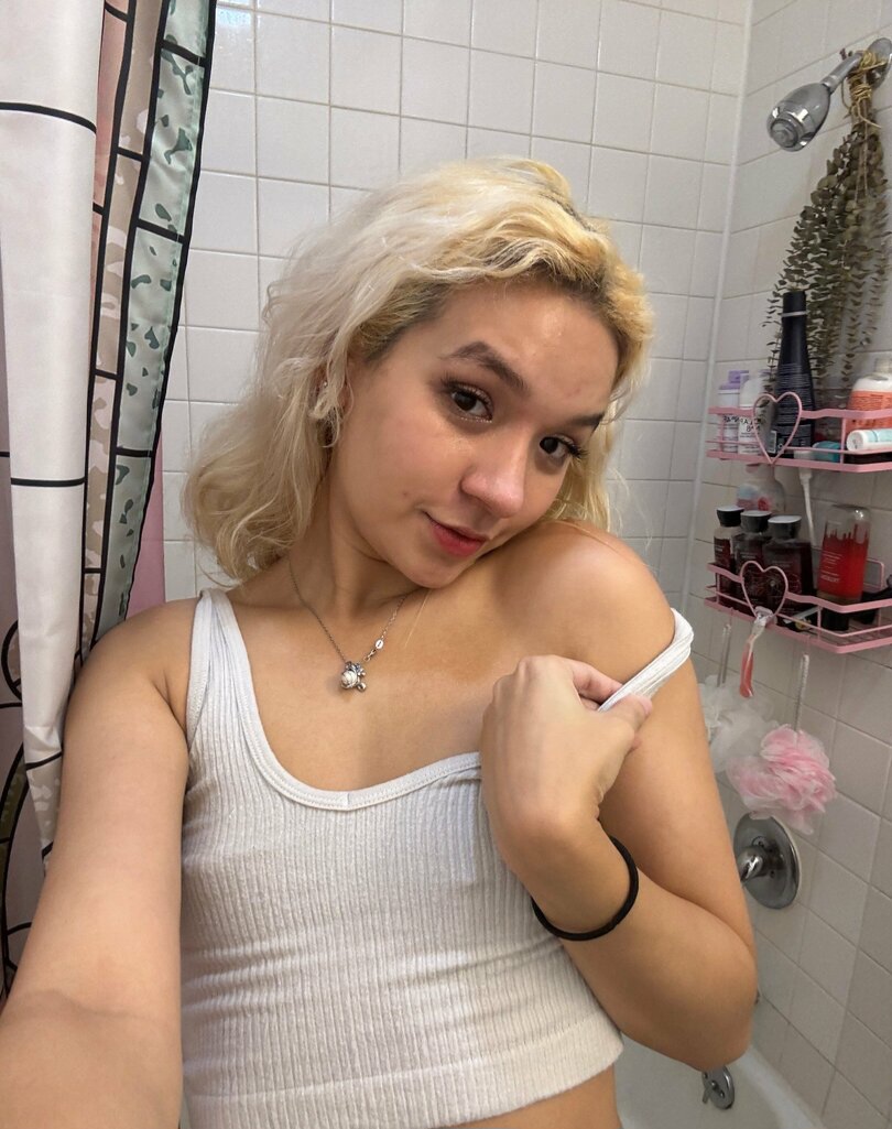 722304429 | CARMEN | Chica