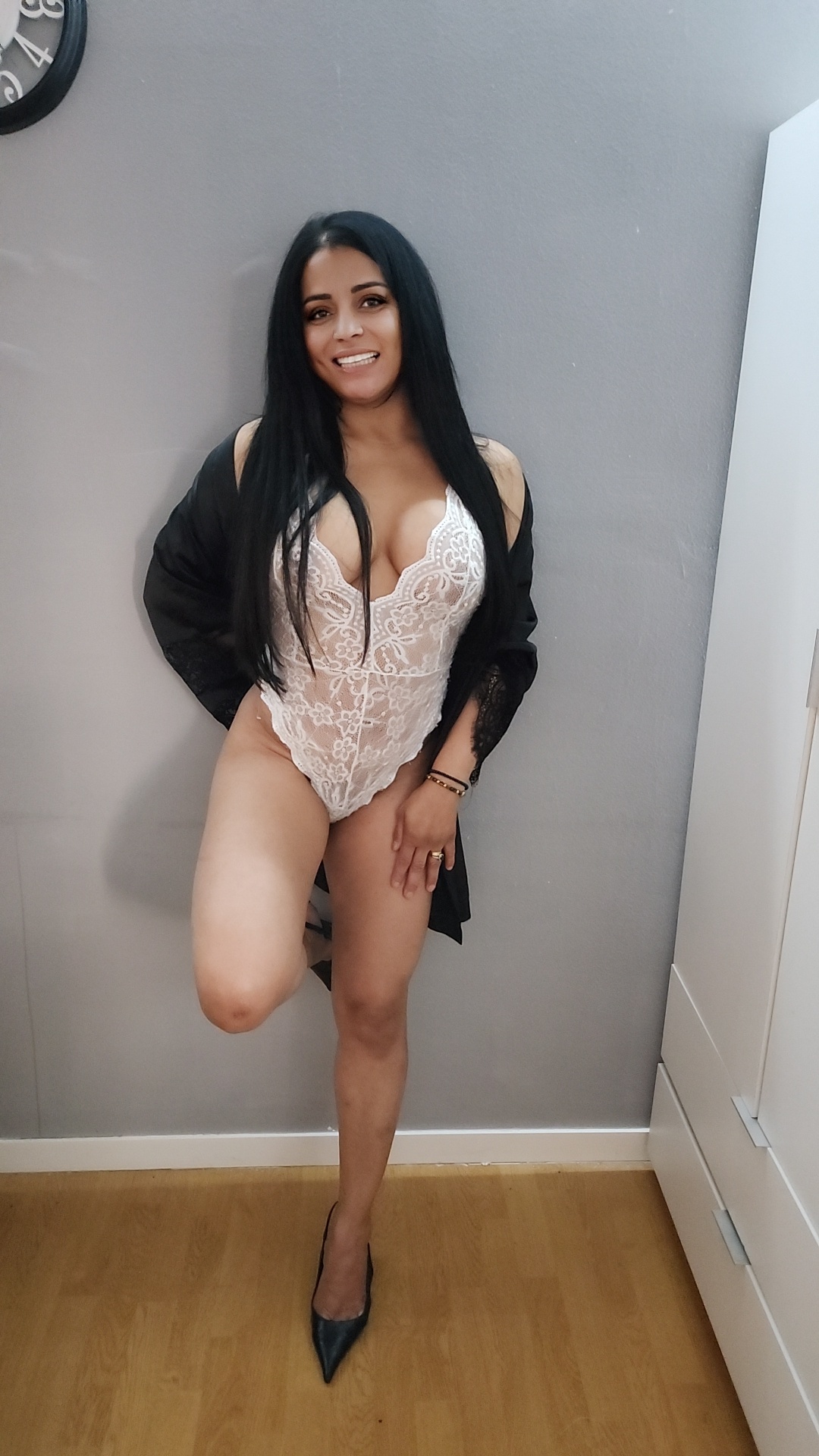 684794678 | MARTA | Chica