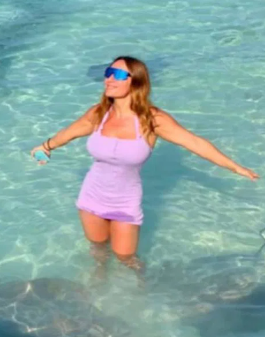 632530547 | ESTEFANIA | Chica