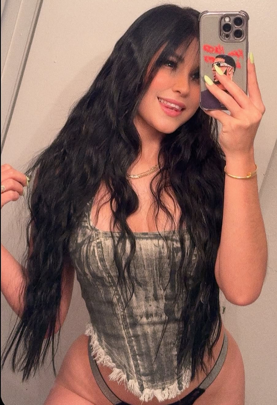 636420480 | PILAR | Chica