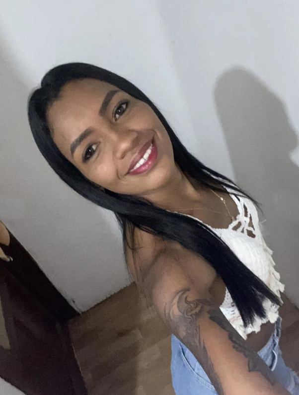 603206112 | KAREN | Chica