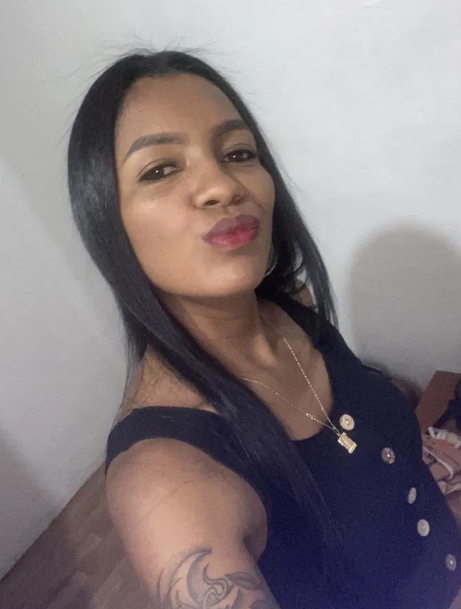 603206112 | KAREN | Chica