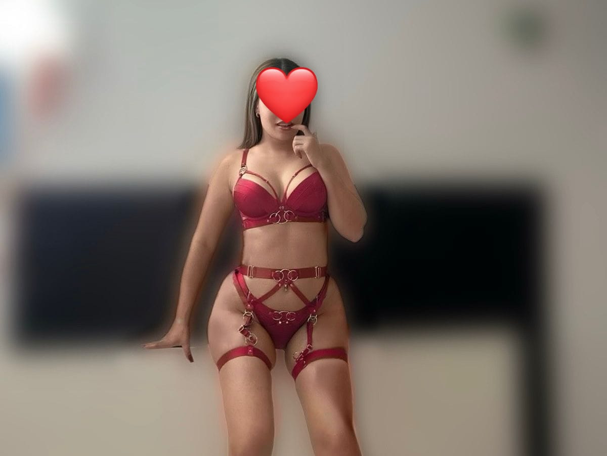 642528359 | JENNY | Chica