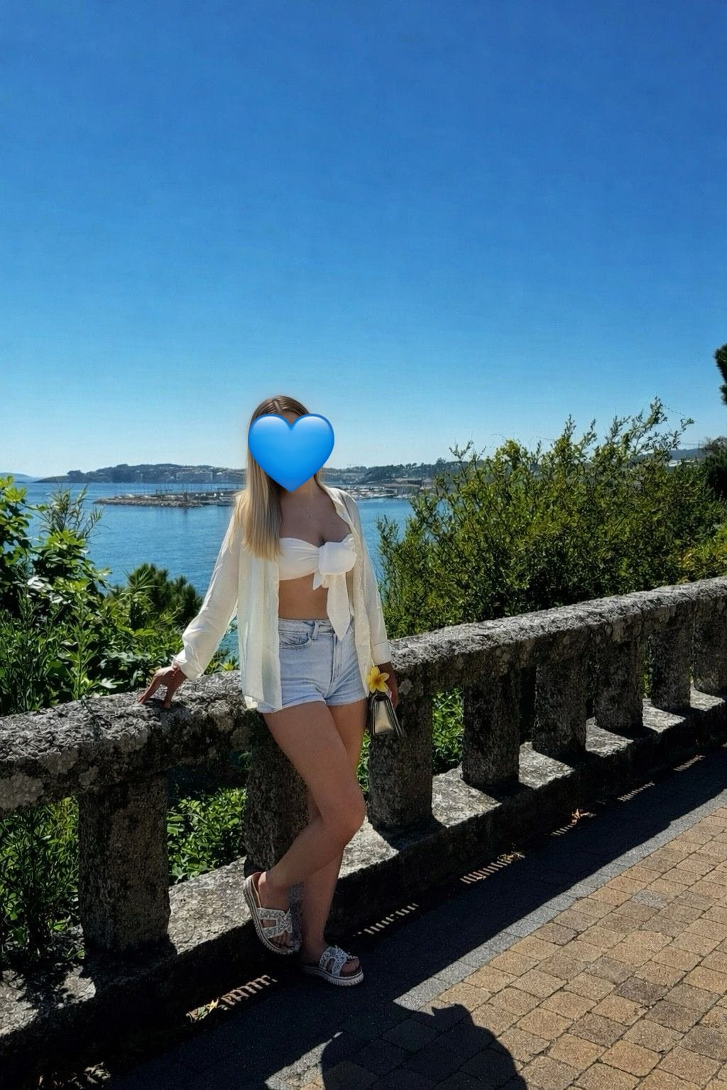 642528359 | JENNY | Chica