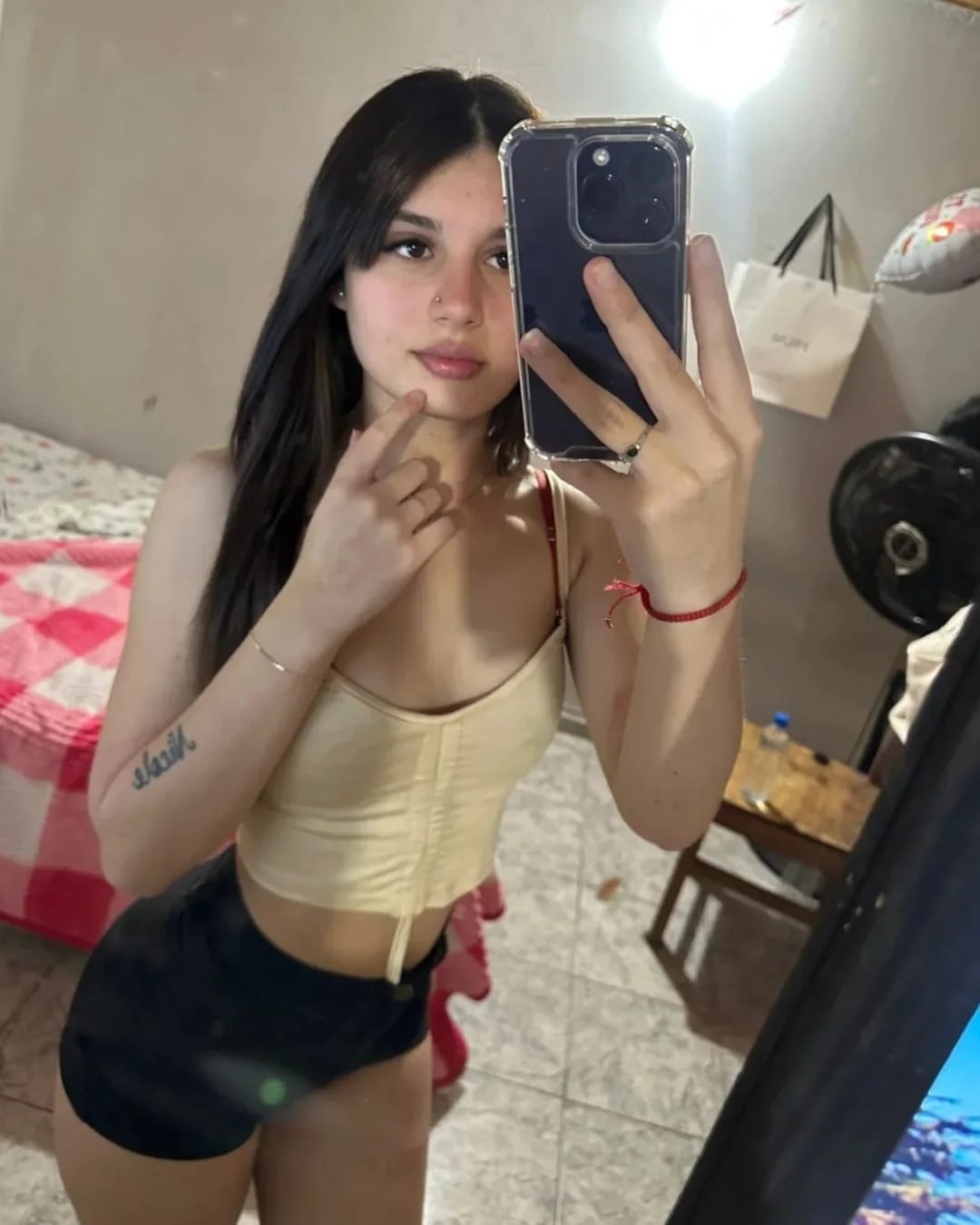 624320495 | PAULA | Chica