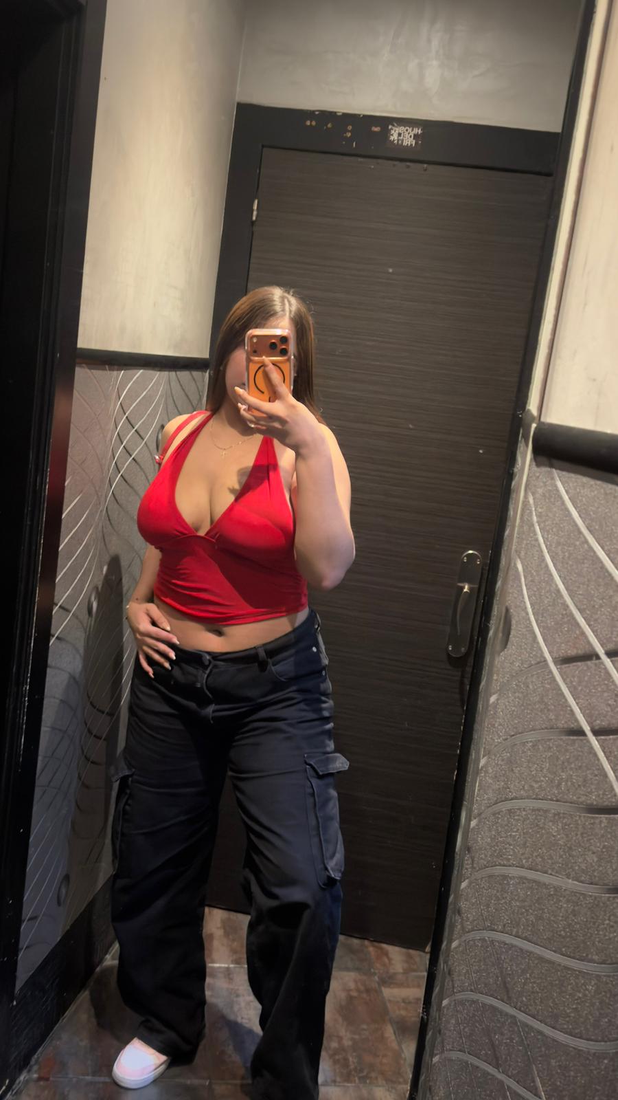 641877976 | KATALINA | Chica