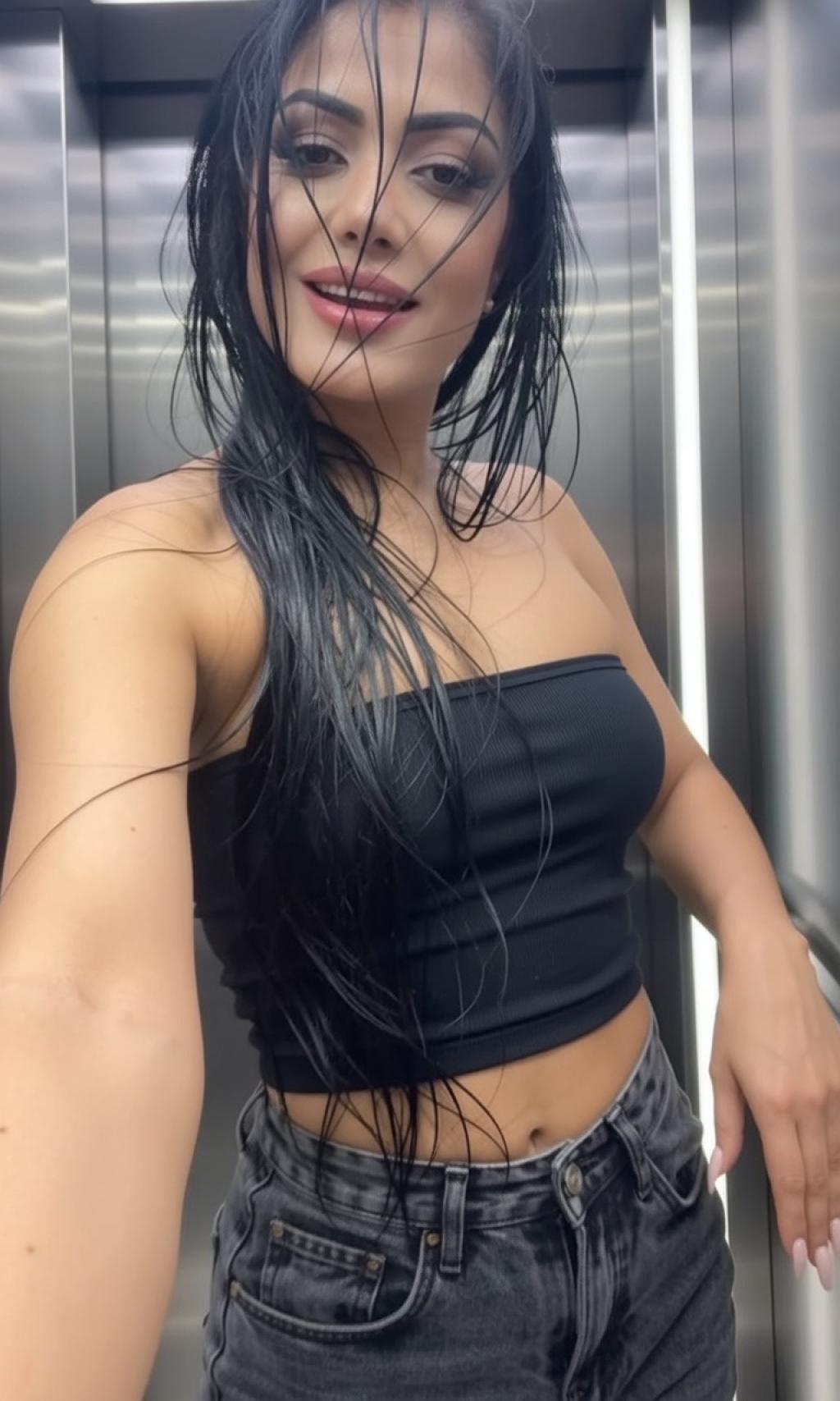 Puta en Irún - 613800625