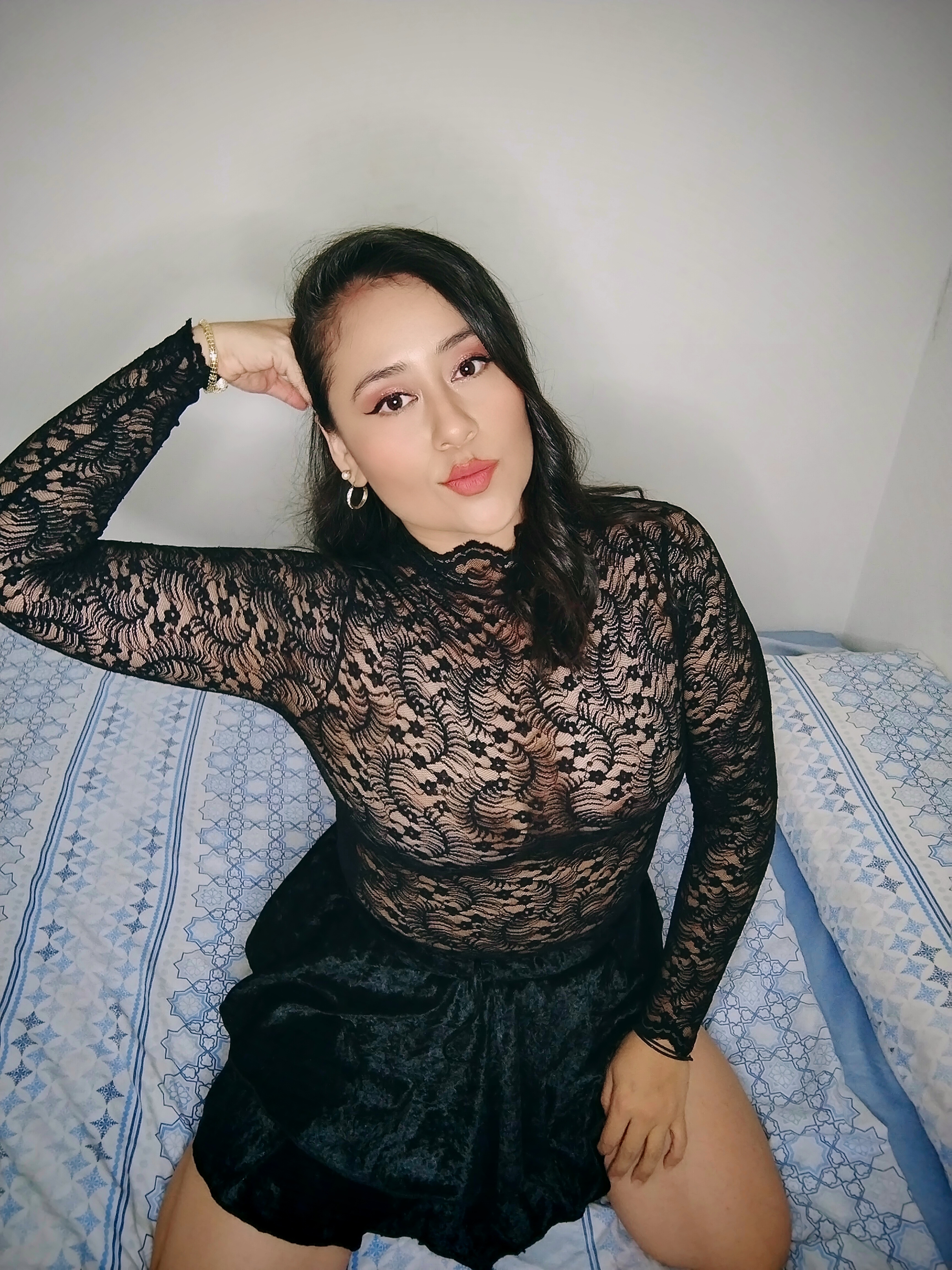 602694918 | OLISO | Chica