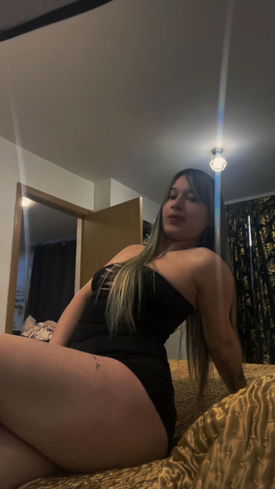 614898272 | MARIANA | Chica