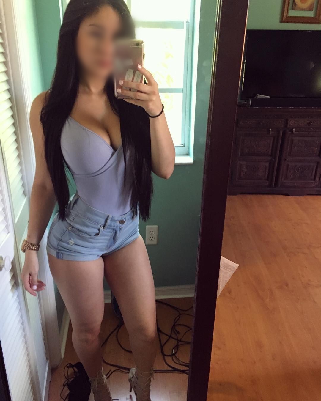 613683732 | DANIELA | Chica