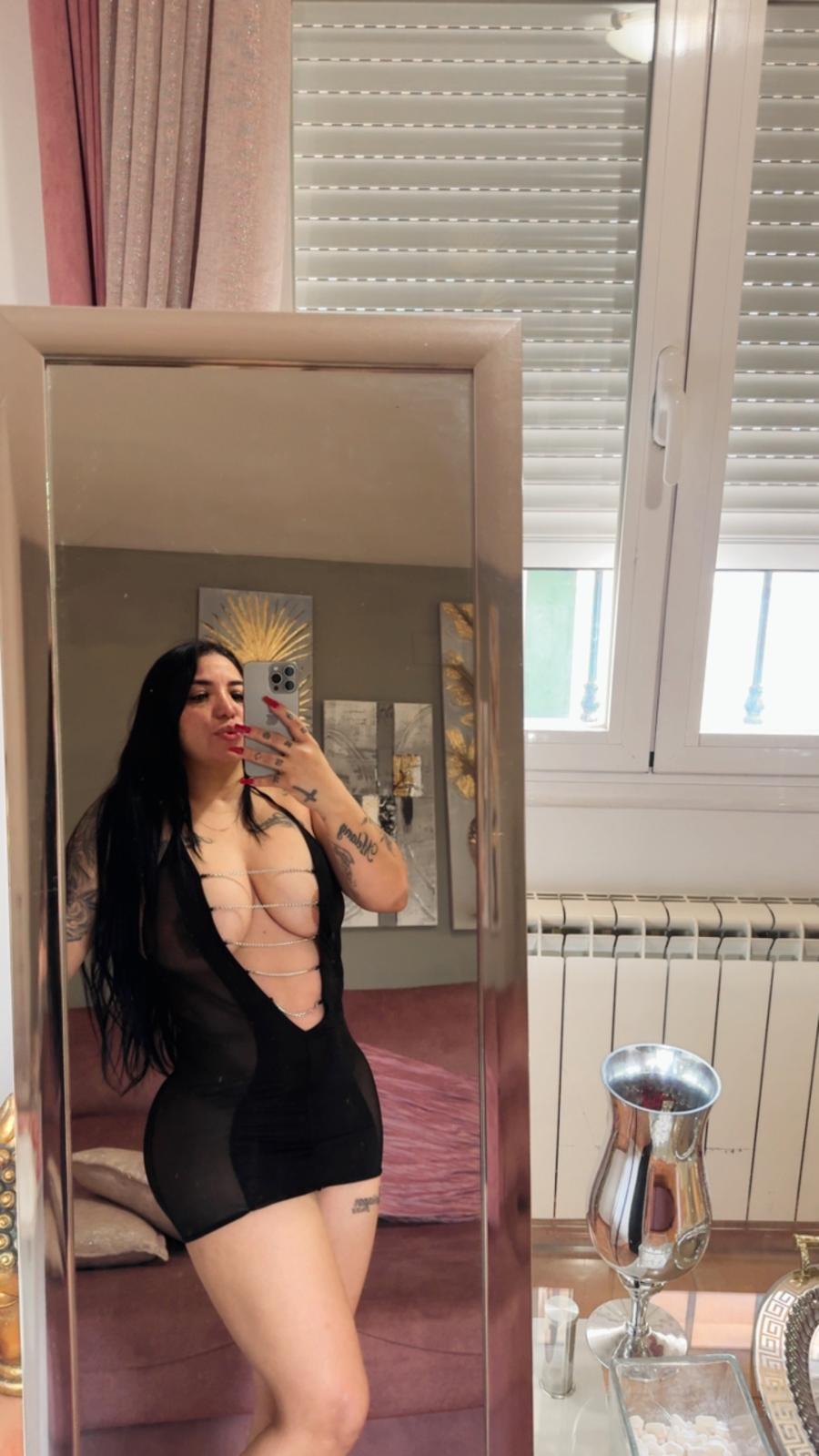 666895891 | SARA | Chica