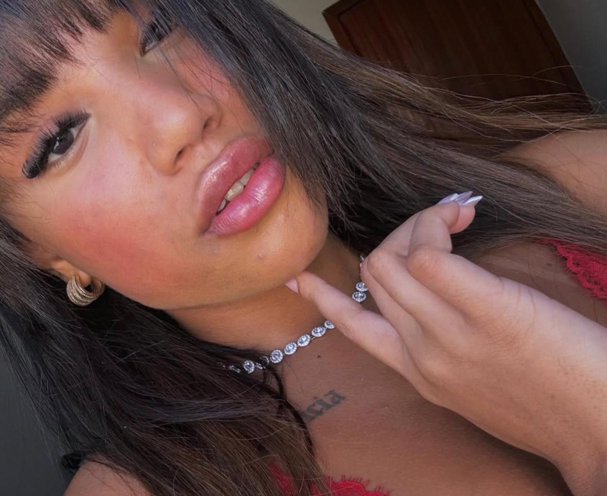 603287954 | ISABELA | Chica