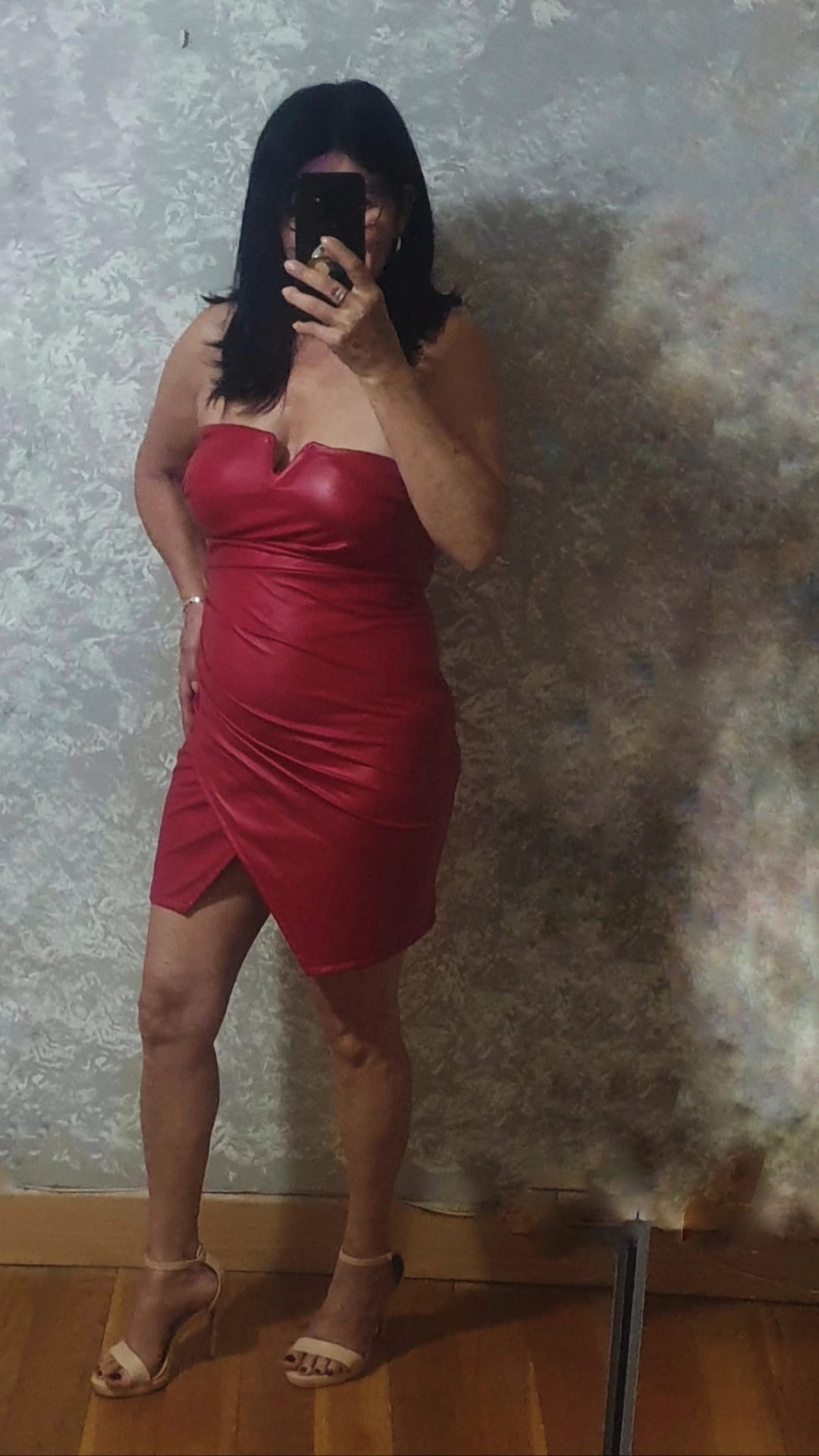 641189908 | LUISA46 | Chica