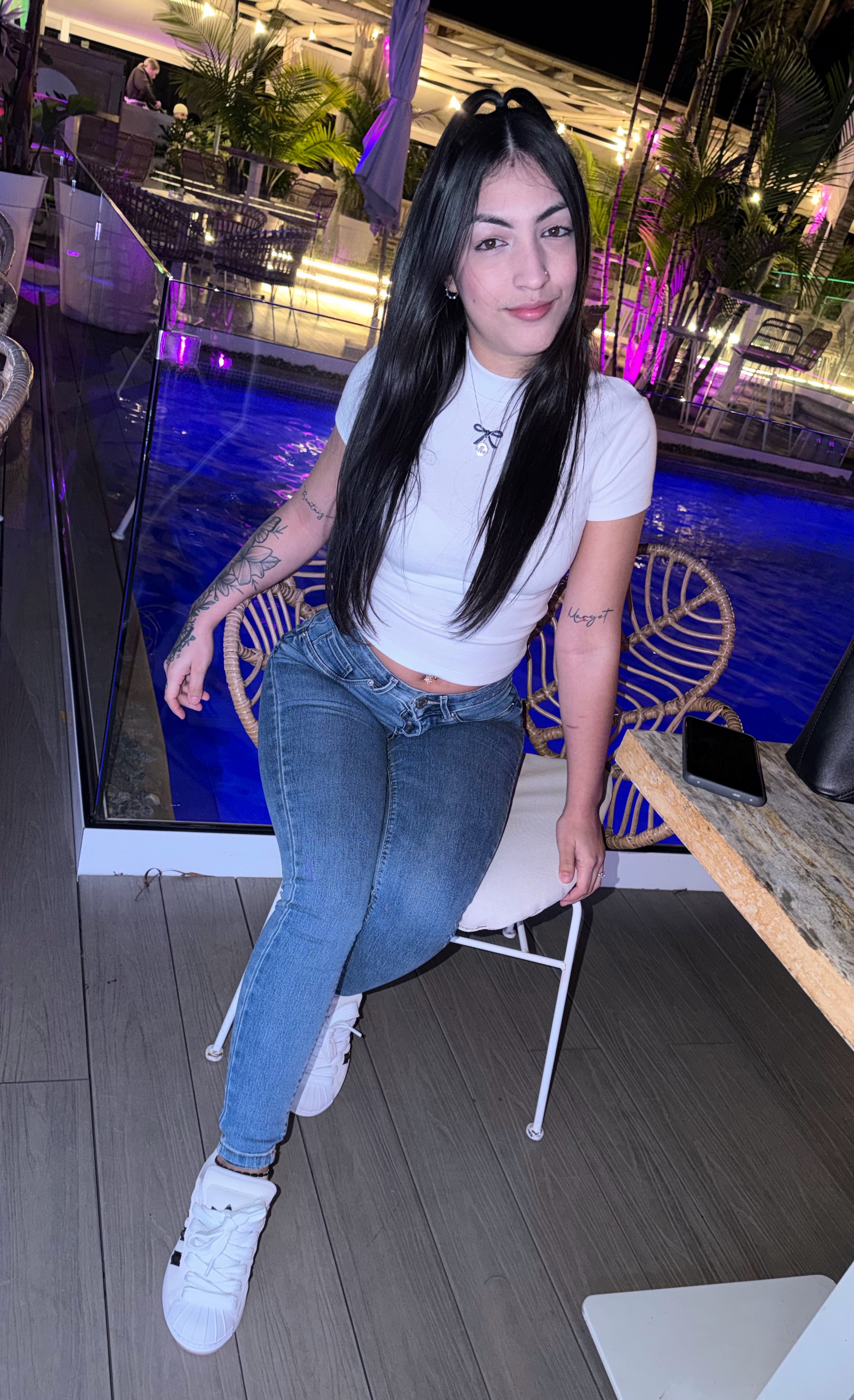 615216733 | VALENTINA | Chica