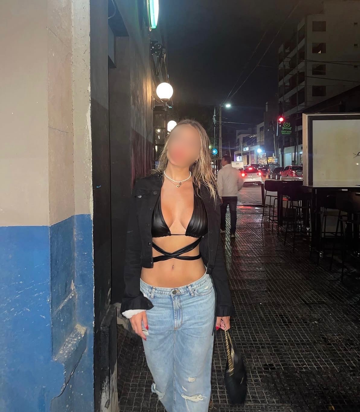 657463275 | LUCIA | Chica