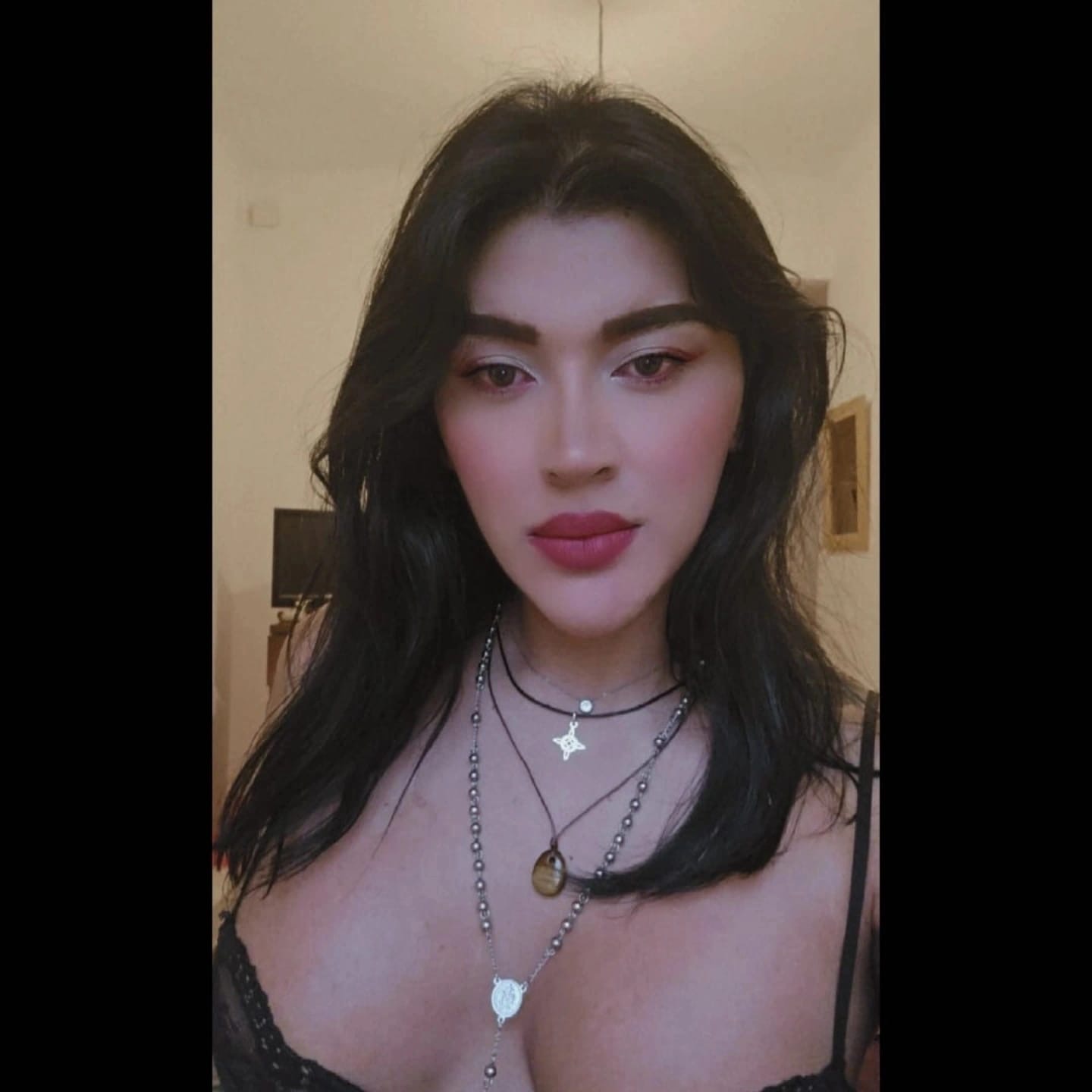 674661759 | STHEFANY | Transexual