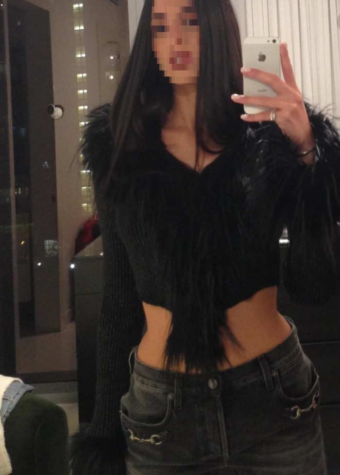 600488437 | ANA | Chica