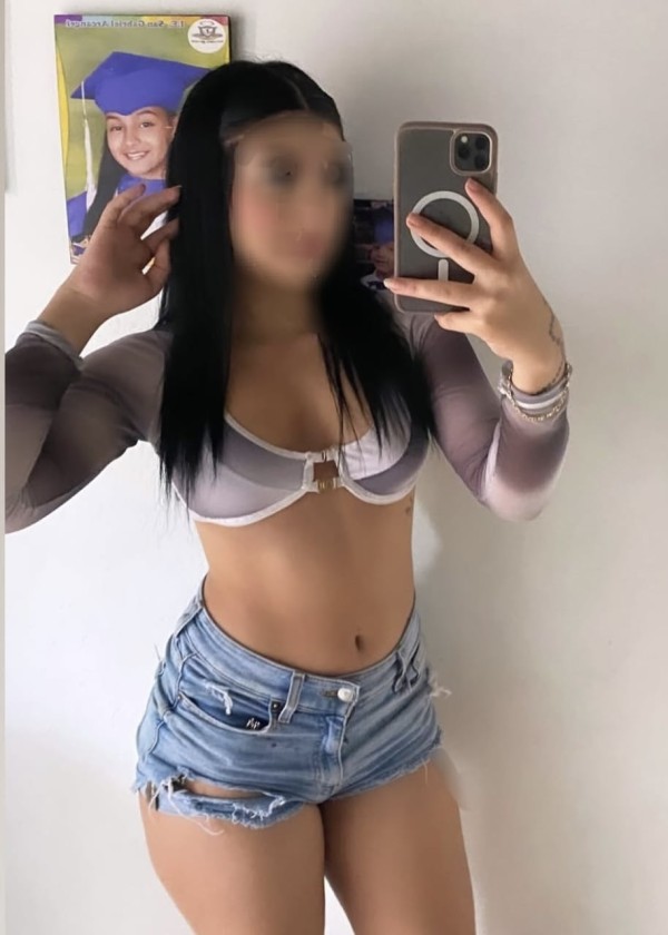 623533506 | CAMILA | Chica