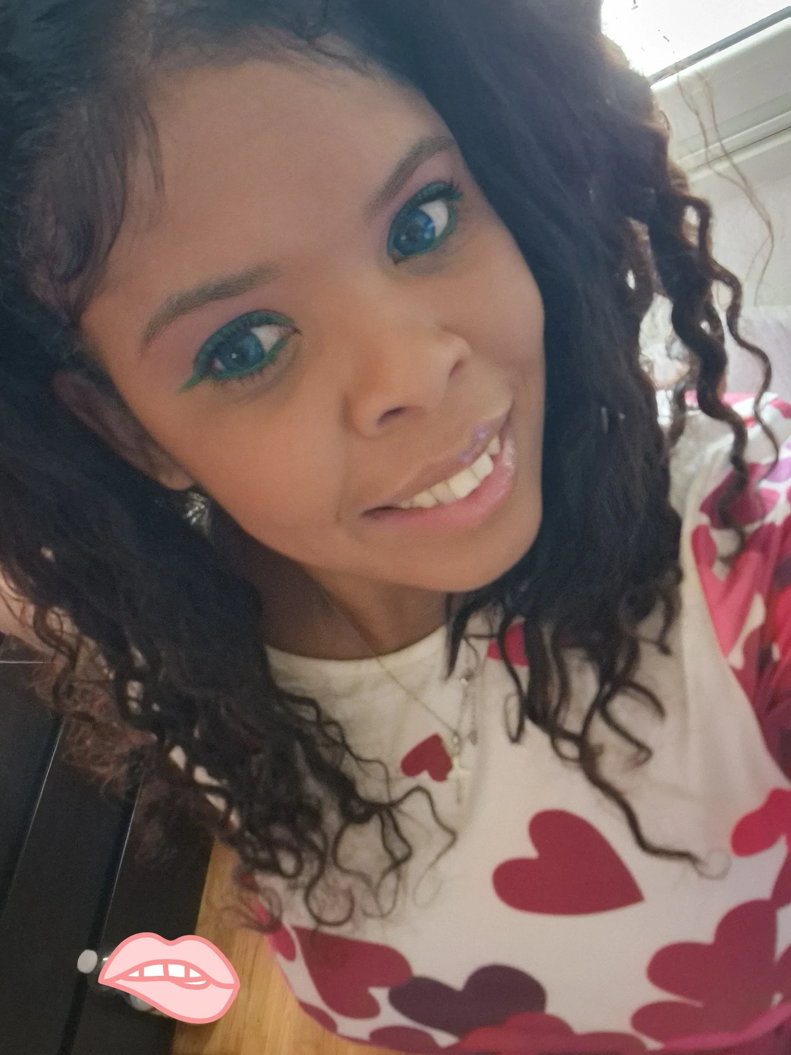 644132064 | RIHANNA | Chica