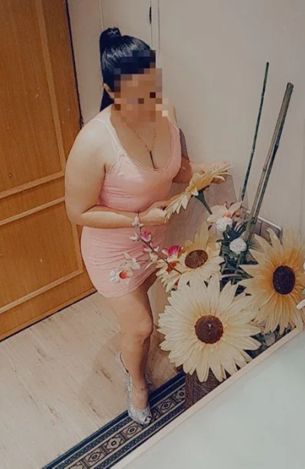 632875063 | EVA | Chica