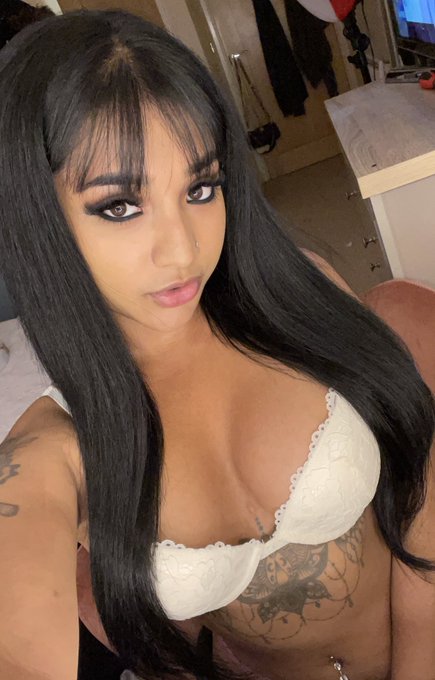 621652565 | YASMINA | Chica