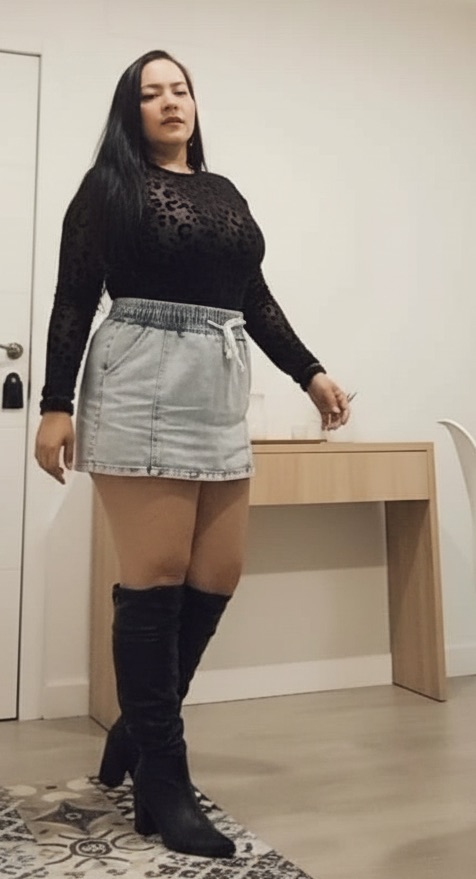 722411048 | SAMANTHA | Chica