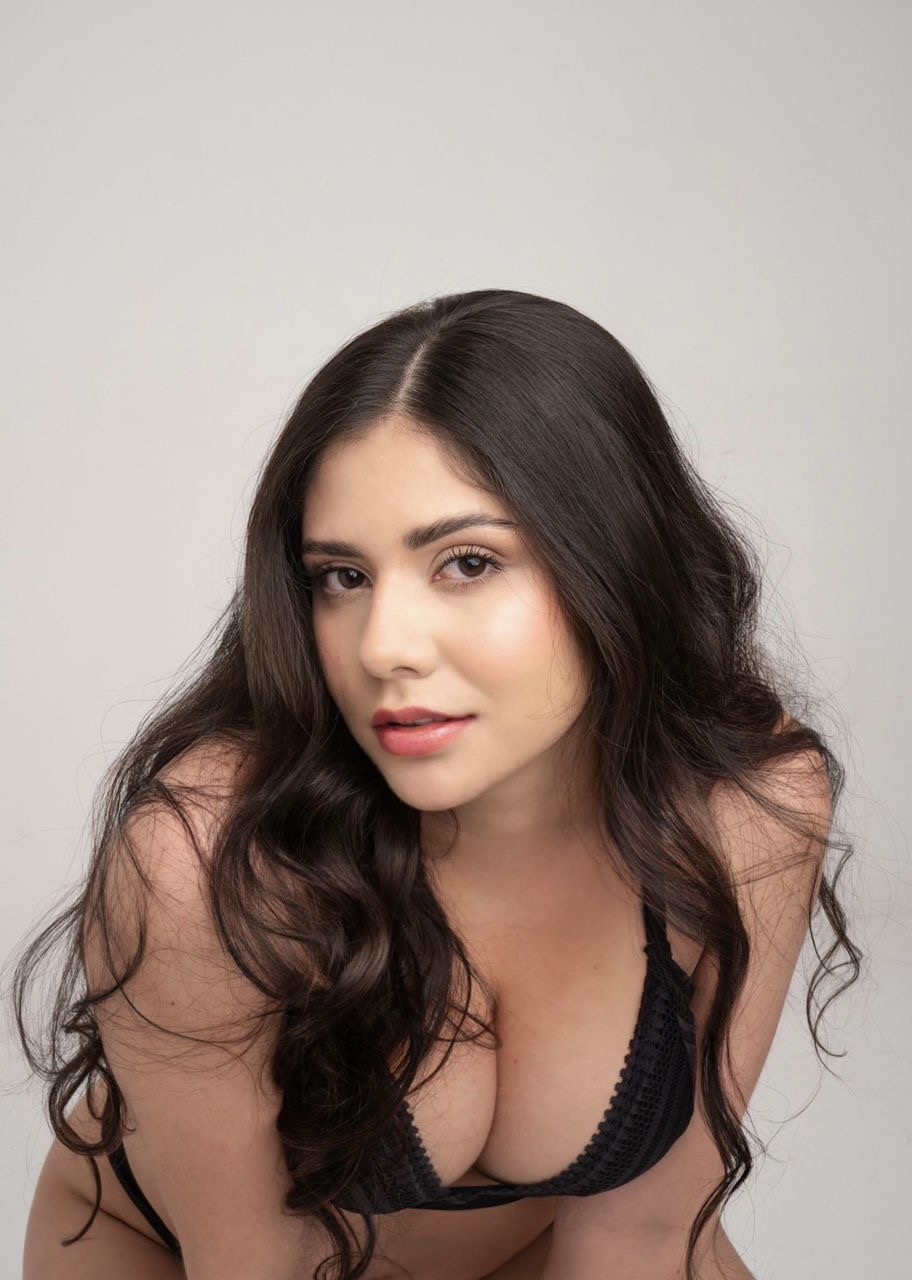 627690265 | MARA | Chica