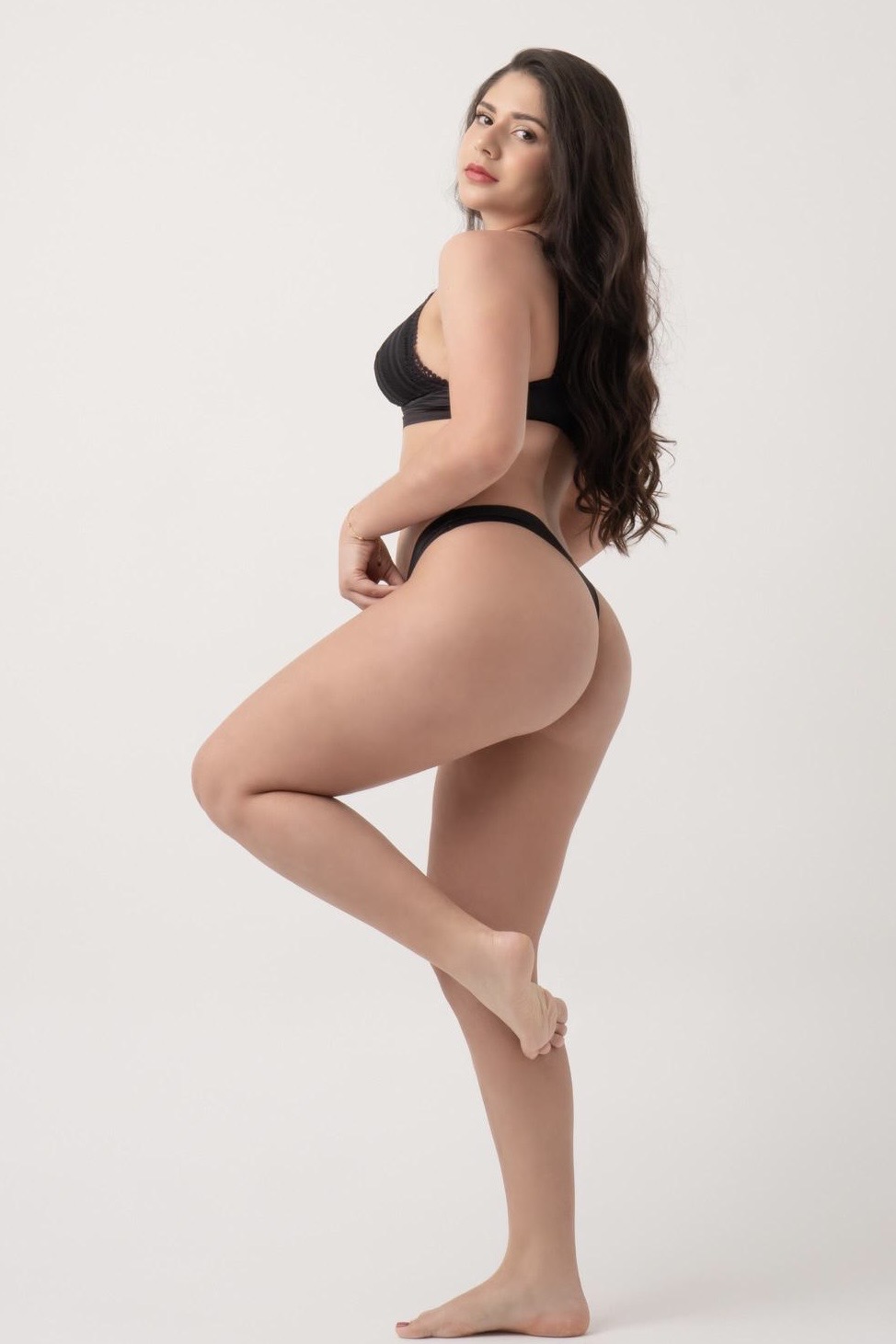 627690265 | MARA | Chica