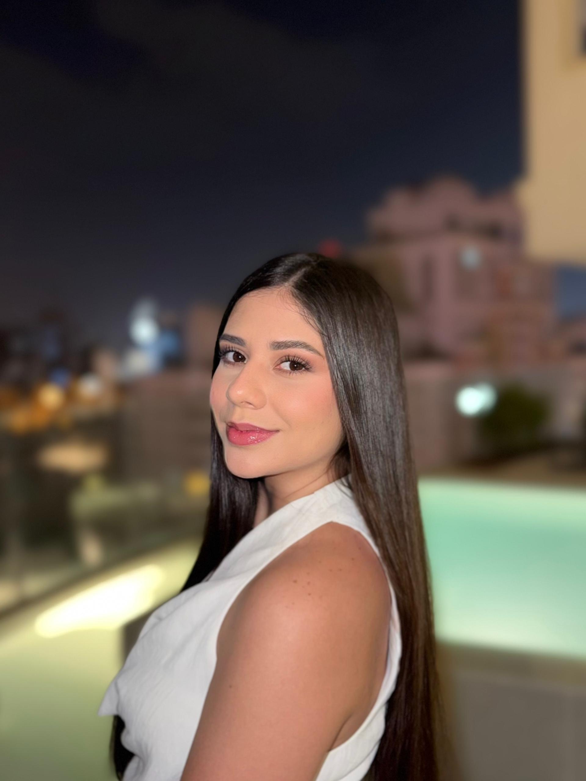 627690265 | MARA | Chica