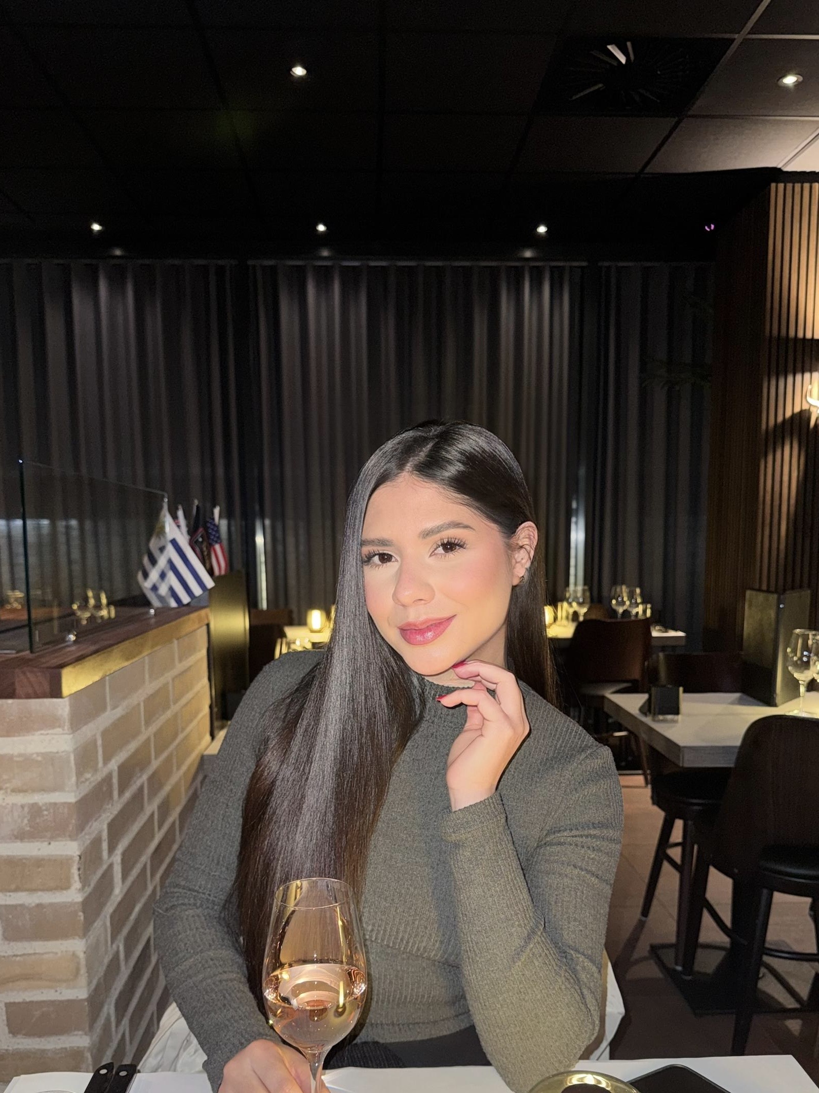 627690265 | MARA | Chica