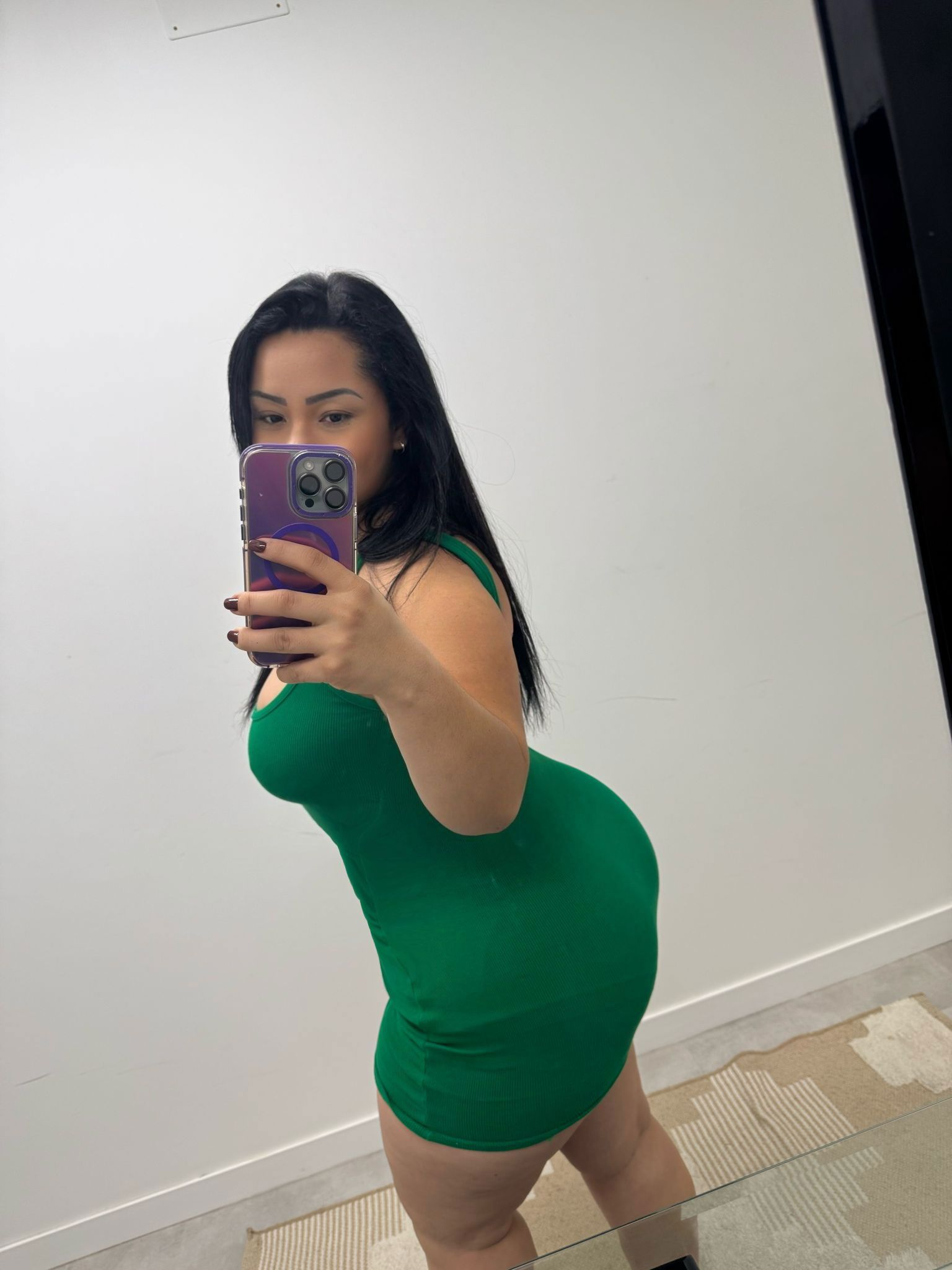 671874142 | ADHARA | Chica