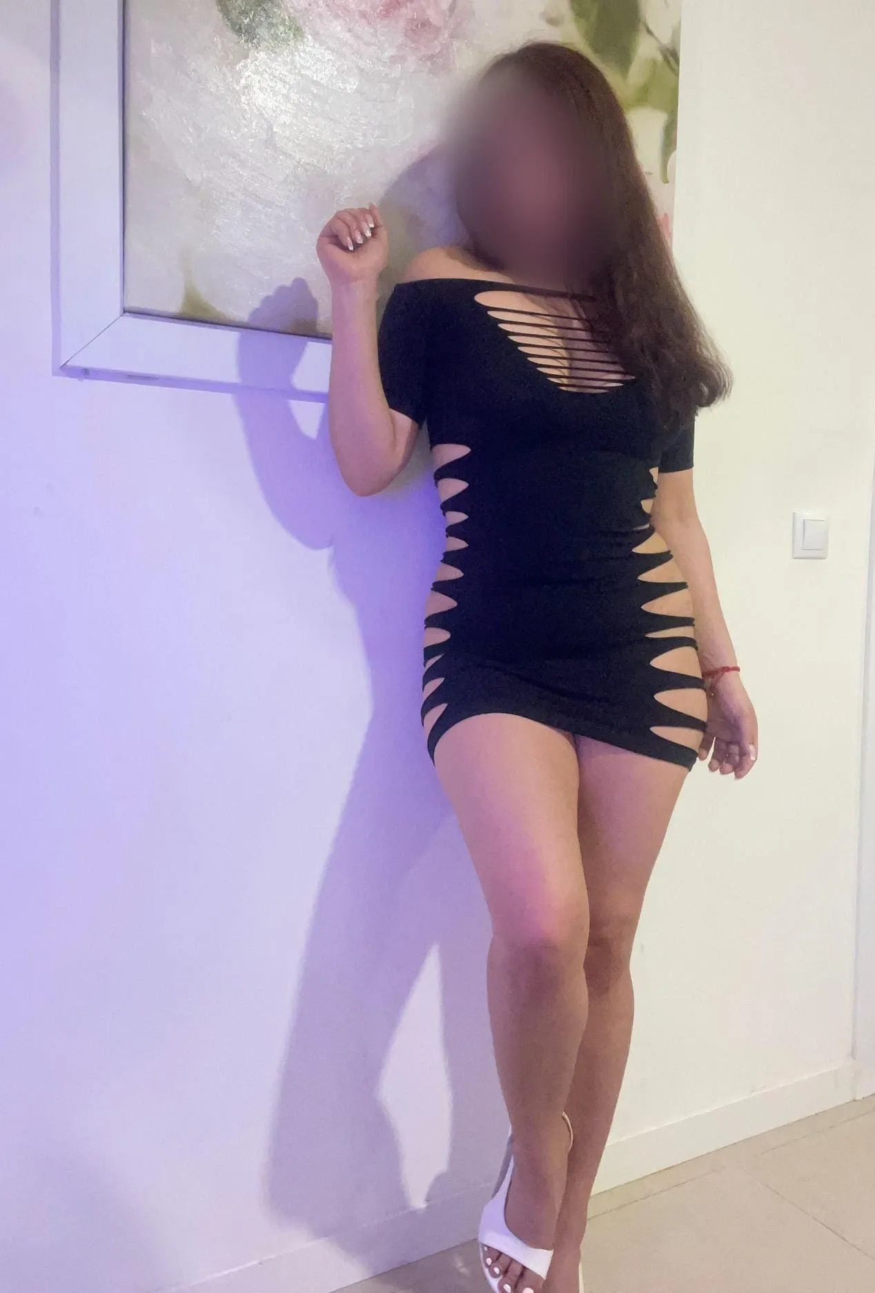 627590343 | Daniela | Chica