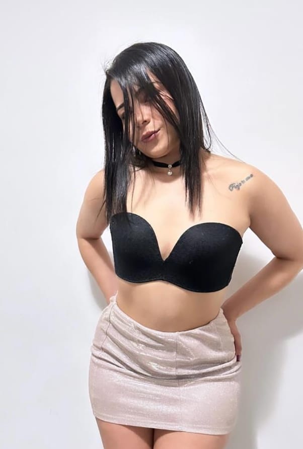 654967354 | GABY | Chica