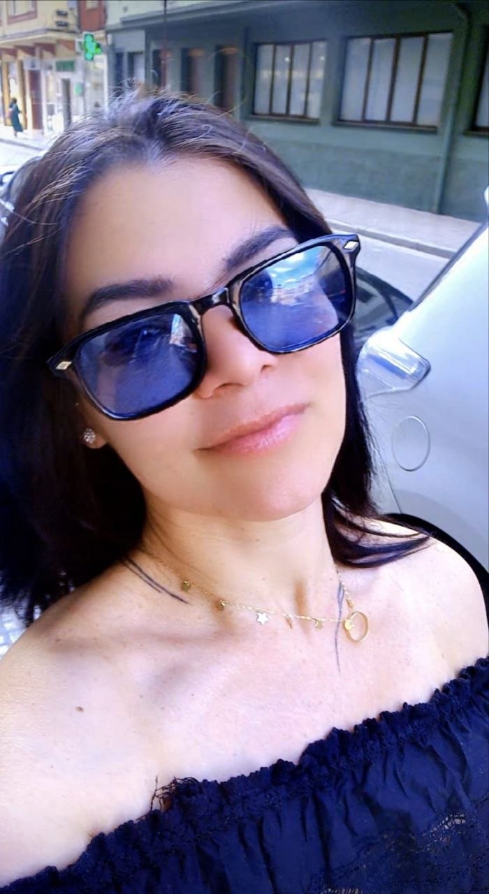 695343309 | GISELA | Chica