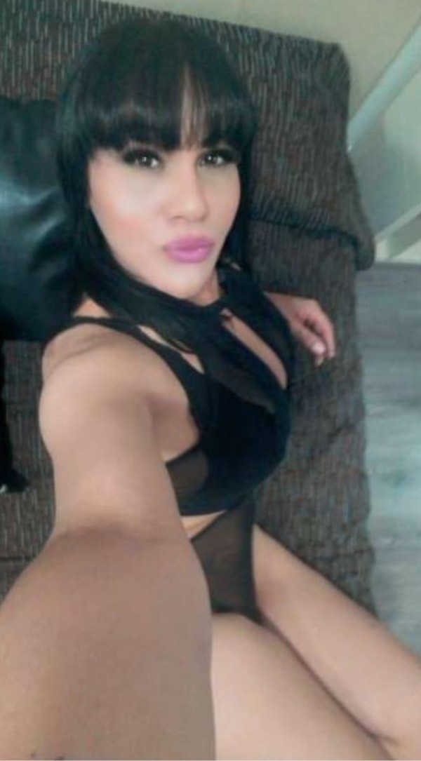 627271361 | CINTHIA | Transexual