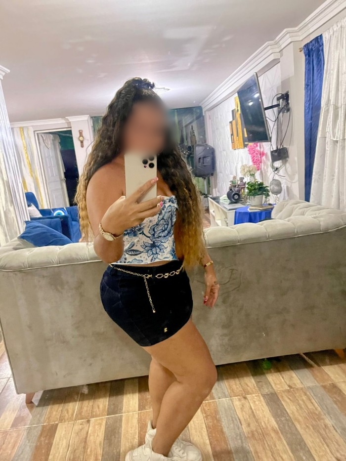 641422221 | KARINA | Chica