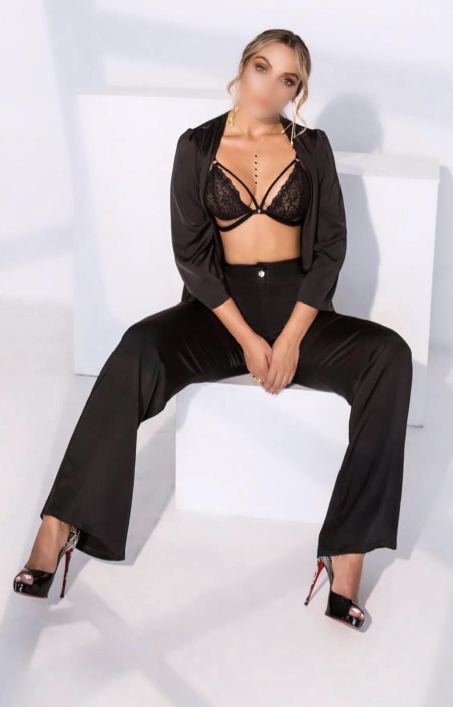 698996386 | NATY | Chica