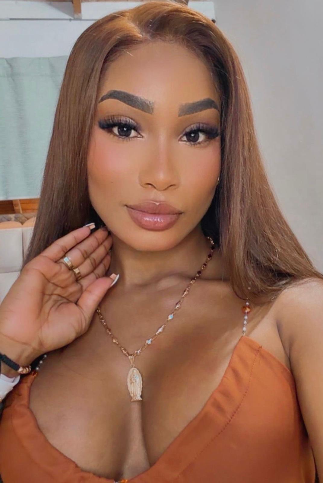 664085854 | MARIA | Chica