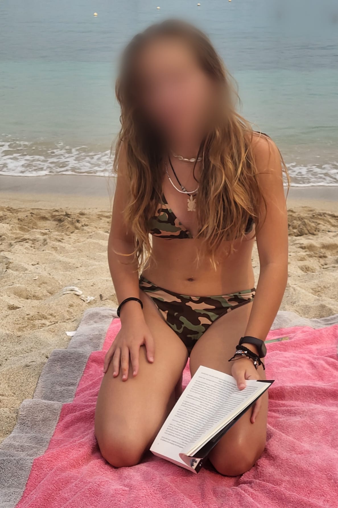 613458013 | KAMILLE | Chica