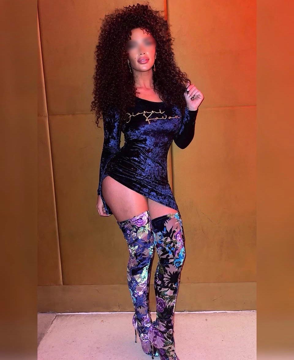 643238539 | ISABELA | Chica