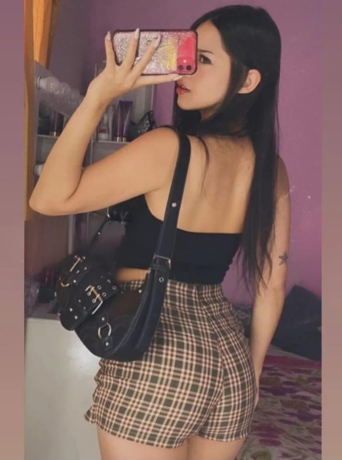 624589506 | LUCIA | Chica