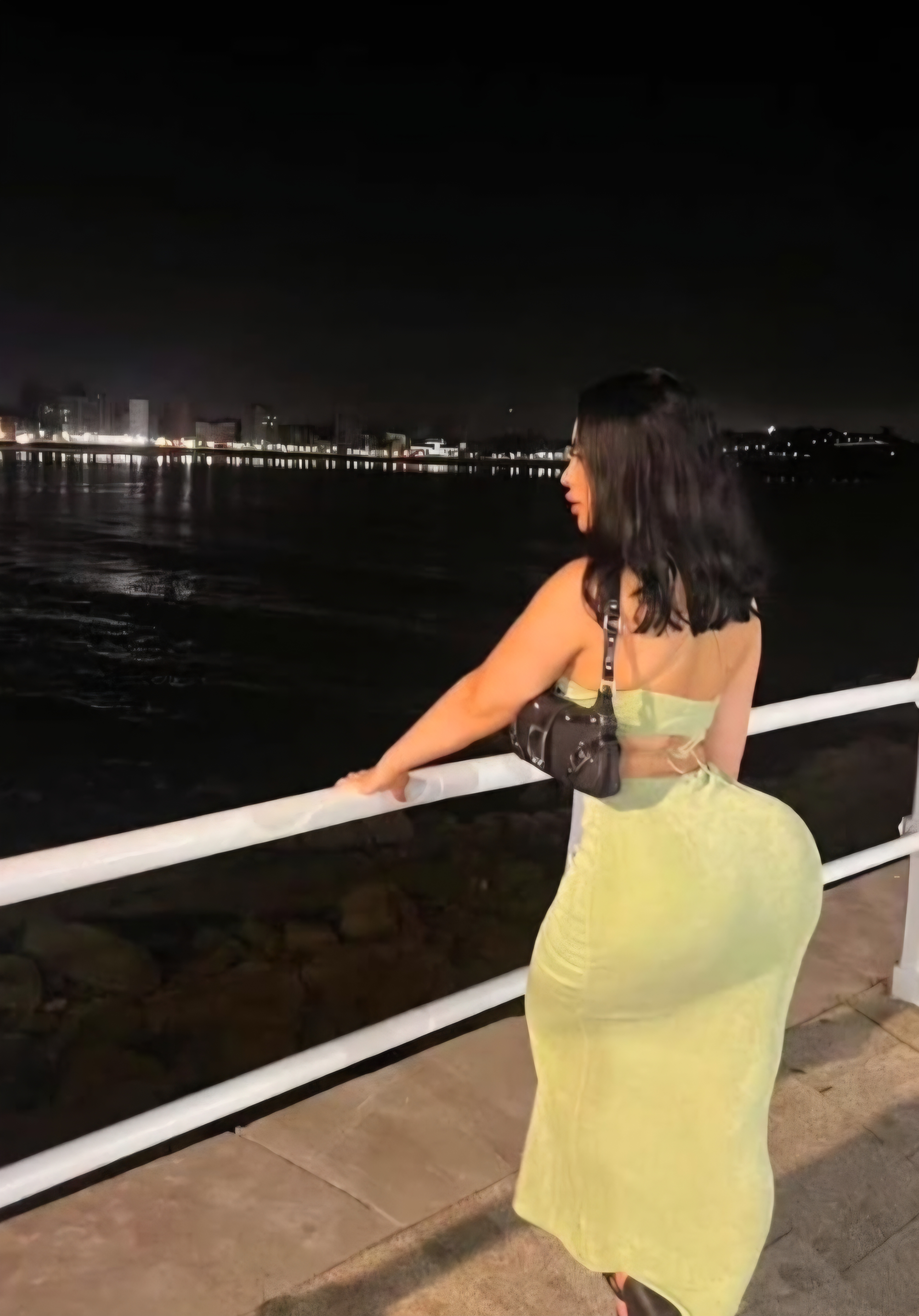 674810105 | NICOLE | Chica