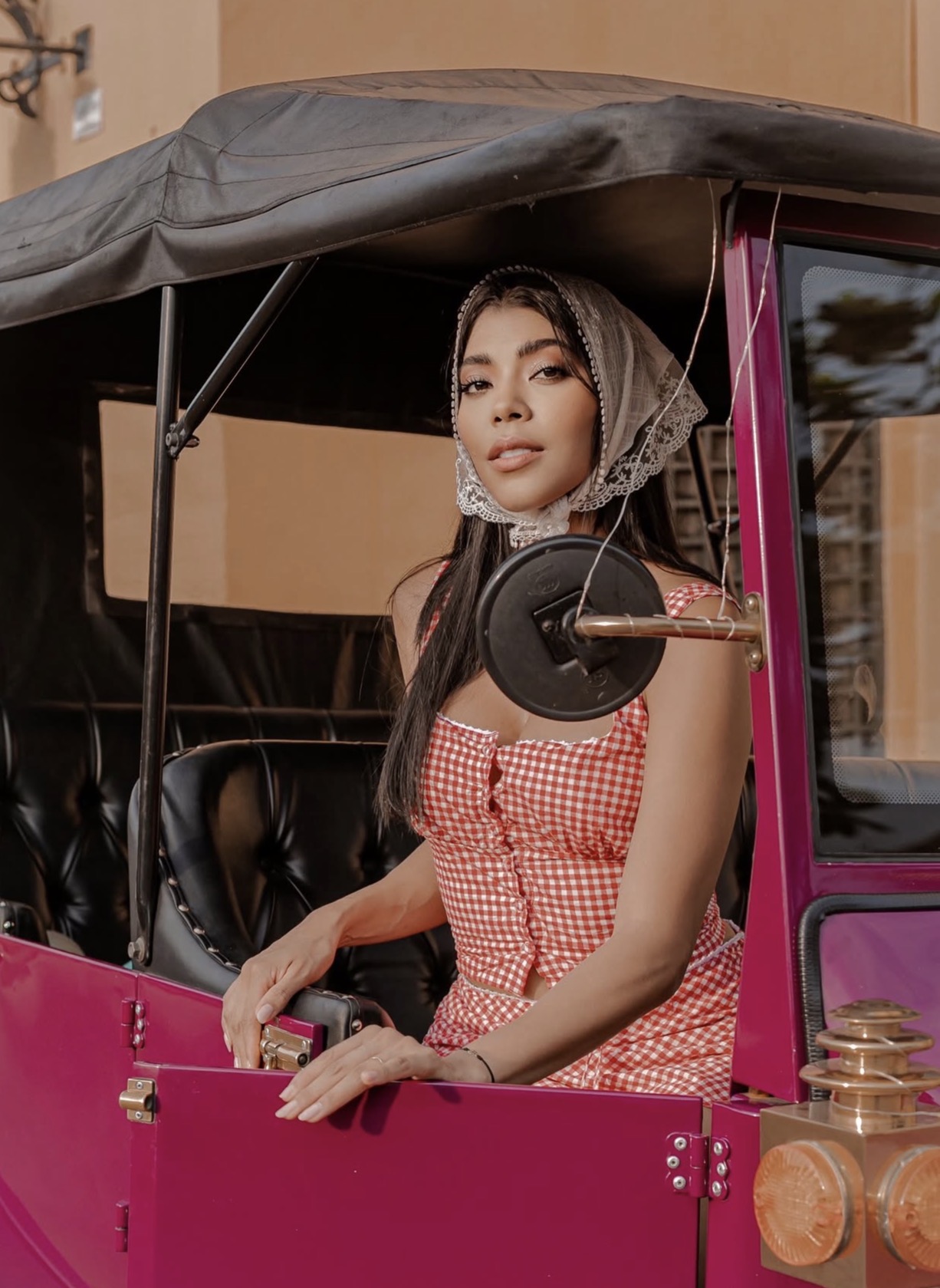 613226566 | SHIRLEY | Chica